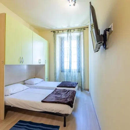 Centre - Porta Pretoria 56 * Aosta